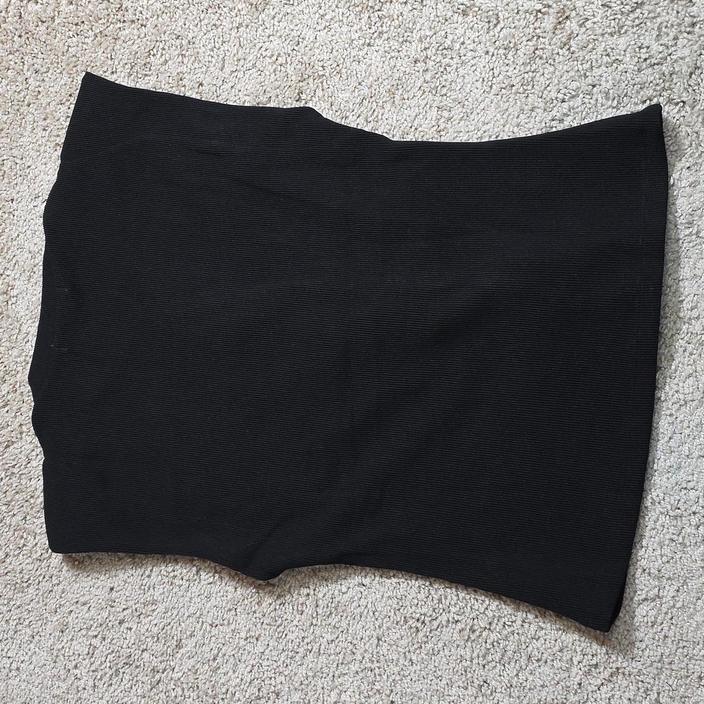 ASTR The Label Cinched Waist Ribbed Knit Top in Black Sz M - Picture 8 of 10